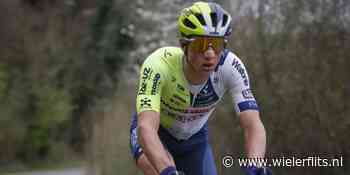 Nederlander Huub Artz overklast medevluchters bergop in Giro Next Gen, Jarno Widar behoudt leiderstrui