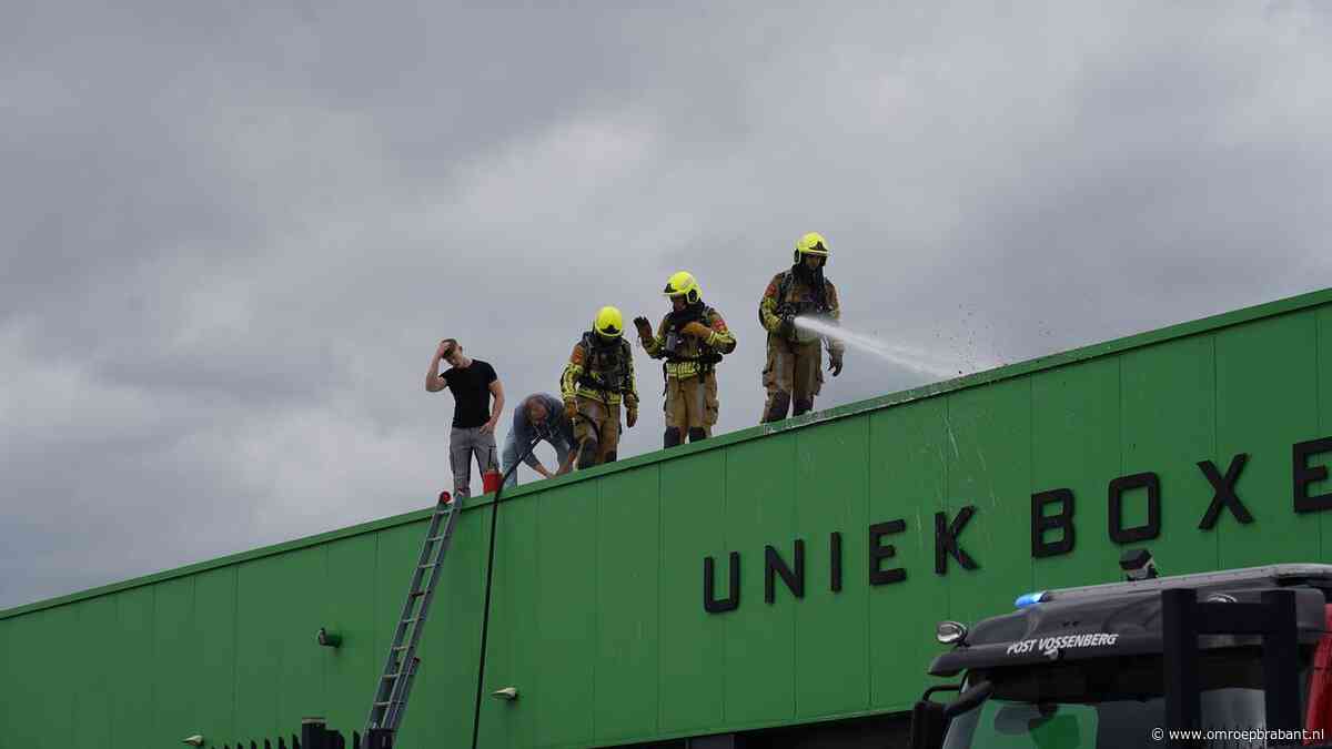 112-nieuws: brand op dak van loods • aanhouding na achtervolging