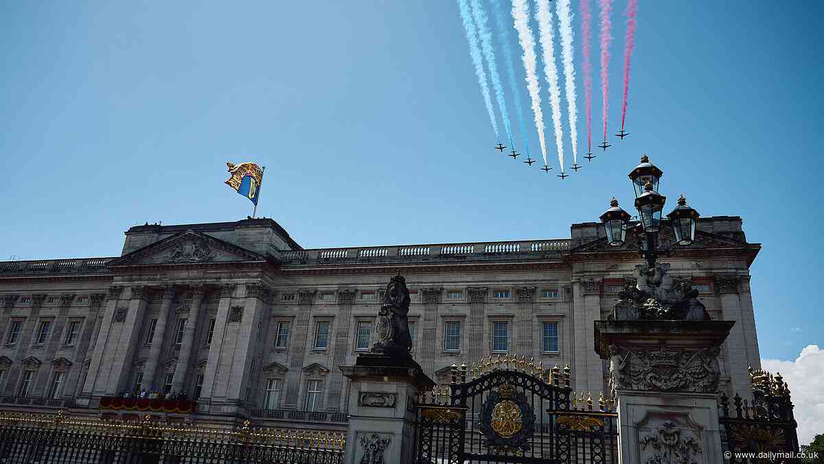 Amazing Red Arrows cockpit footage shows Top Gun pilot-eye view of magnificent Trooping The Colour flypast over Buckingham Palace