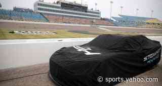 Rain puts Cup Series qualifying on hold at Iowa Speedway