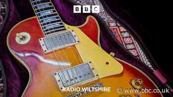 Iconic guitar sold in Wiltshire for £21,500