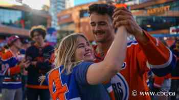 Oilers fans flock to downtown Edmonton ahead of Game 4 of Stanley Cup final