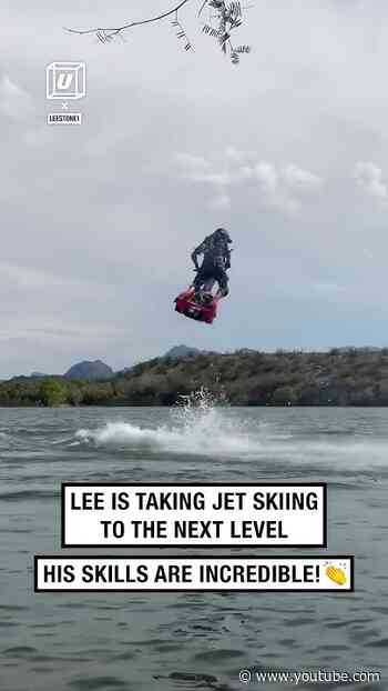 These jet ski tricks are ace!! 🤯 🌊           🎥: leestone1