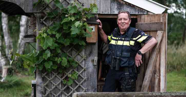 De Achterhoekse socialemedia-pionier van de politie zwaait af: Willem Saris gaat na veertien jaar ‘op zwart’