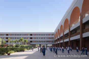 Huashan Middle School, Boguqi Campus / Zhaohui Rong Studio