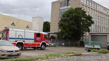 Riedingerpark Augsburg: Wohnmobil geht in Flammen auf