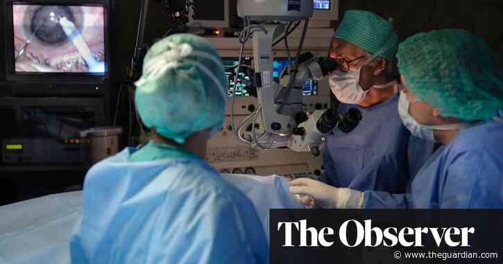 Boom in cataract surgery in England as private clinics eye huge profits