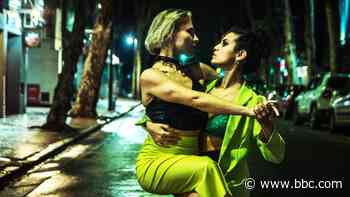 Where to dance queer tango in Buenos Aires