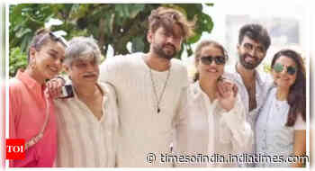 Ahead of wedding, Sonakshi meets Zaheer's family