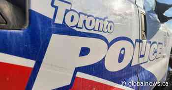 Late night Toronto shooting sees 2 men walk into hospital with gunshot wounds