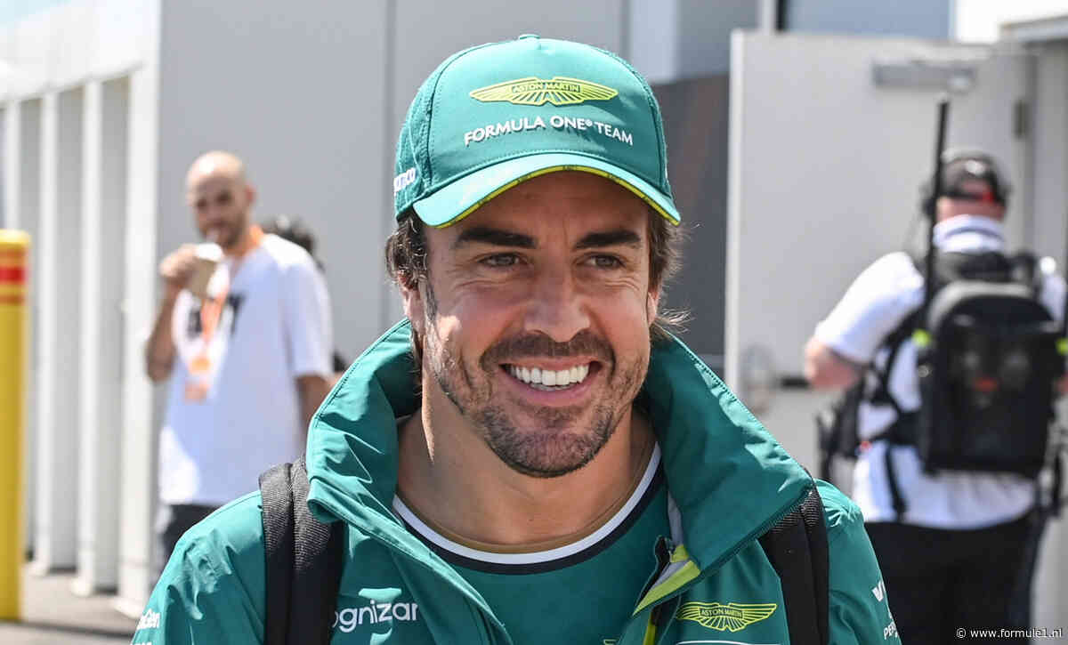 De la Rosa ziet Fernando Alonso nog wel even doorgaan: ‘Deze gast is superman’