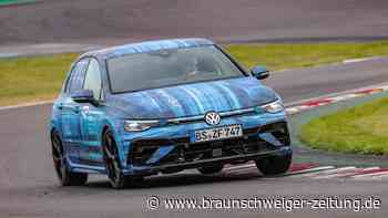 Probefahrt im getarnten VW: Wie sich der neue Golf R fährt