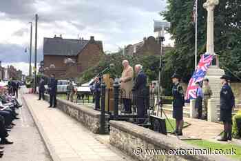 Duke of Gloucester attends war memorial ceremony in Thame