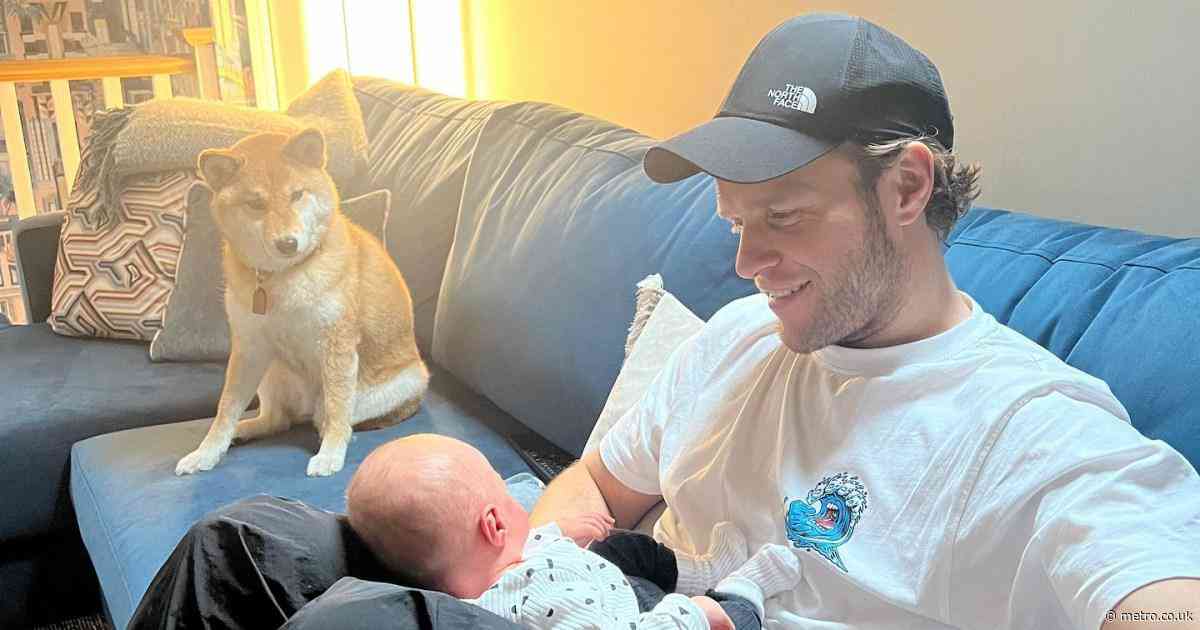 Olly Murs ‘promises he’ll make it up’ after not being with baby for first Father’s Day
