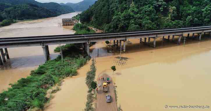 Überschwemmungen in China: Zehntausende Menschen evakuiert