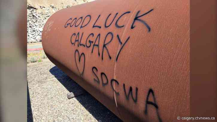 1 down, 5 hotspots to go: Feeder main fixed as Calgary crews work to repair broken pipe