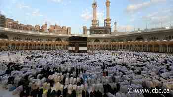 Muslims brave heat for final rites of Hajj pilgrimage