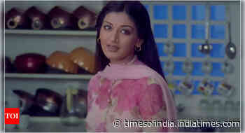 Sonali Bendre's first salary was Rs 25,000