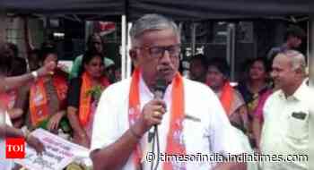 Karnataka BJP leader dies during protest against hike in petrol & diesel prices