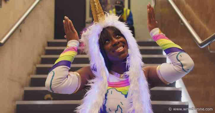 Naomi Shares The Local Significance Behind Her Ring Gear At SmackDown In Glasgow