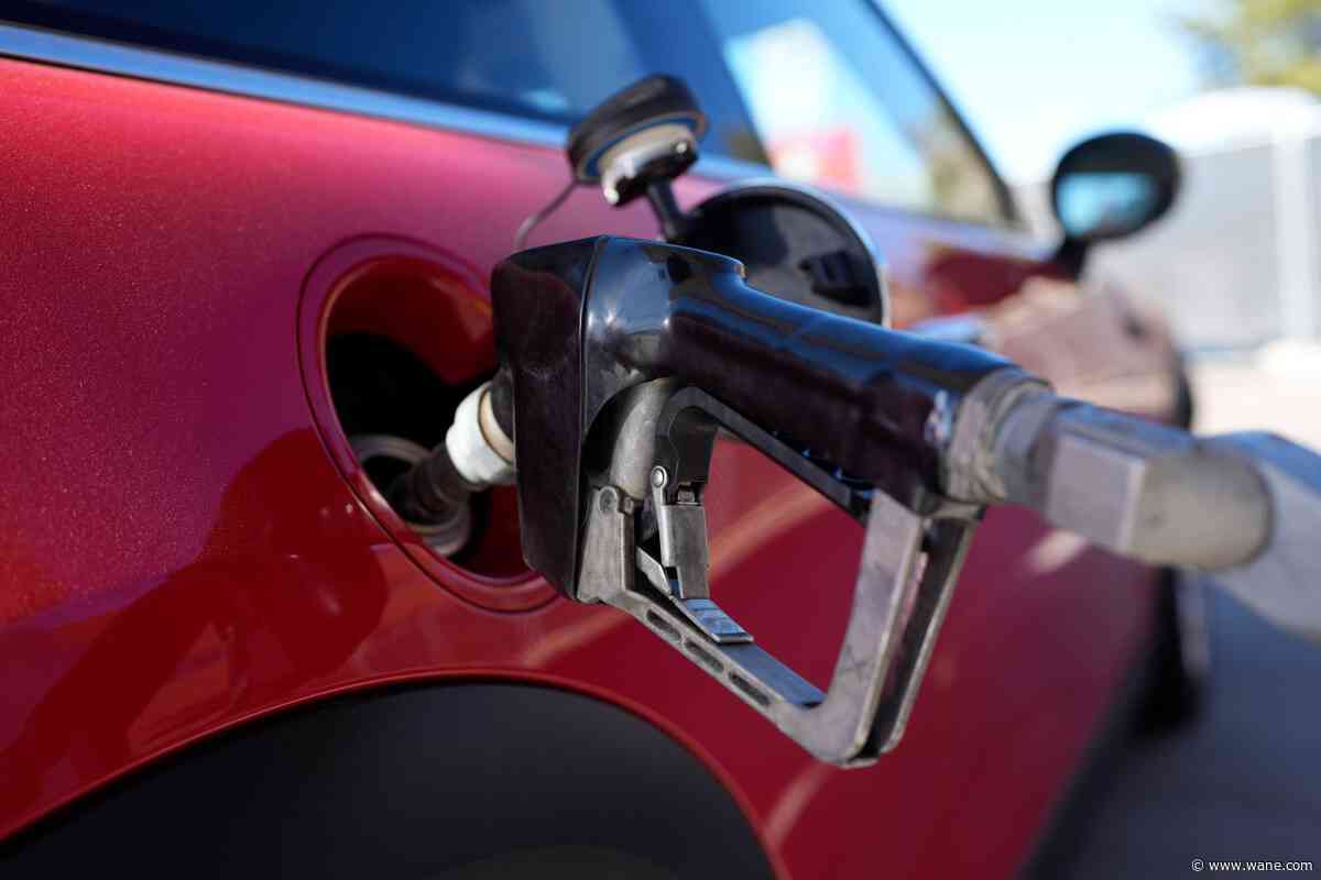 Gas prices jump in the Midwest, demand remains weak