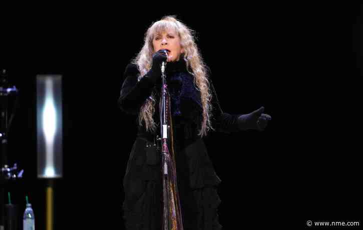 Stevie Nicks cancels show at last minute due to “illness in band”