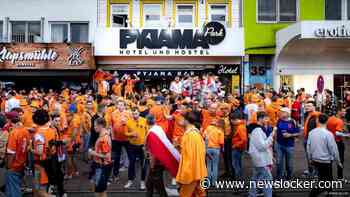 Politie Hamburg hield zondag zes Oranjefans aan rondom EK-wedstrijd