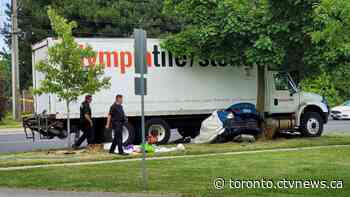 One person critically injured in 3-vehicle collision in Thornhill