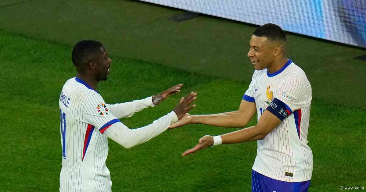 Frankrijk boekt nipte zege op Oostenrijk in poule Oranje, maar ziet Kylian Mbappé uitvallen na botsing