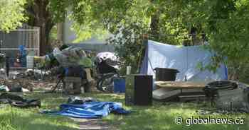 ‘Help the homeless’: Saskatoon resident talks about west-side encampments
