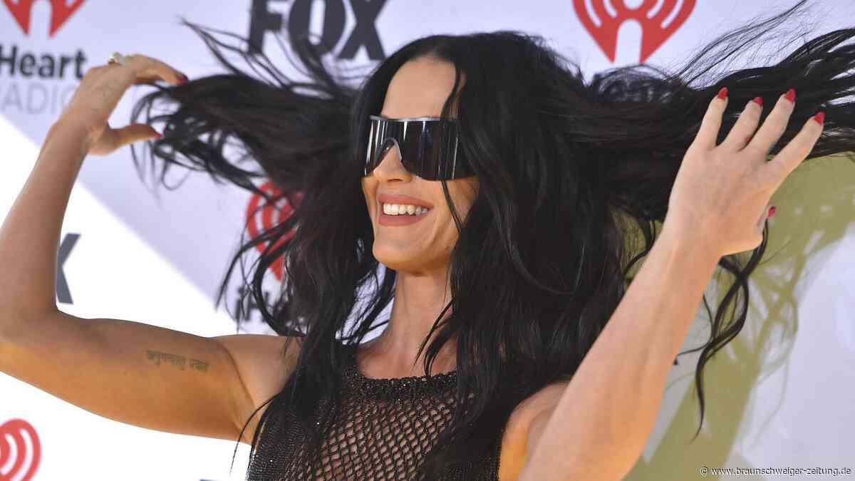 Viel nackte Haut: So wirbt Katy Perry für neuen Song