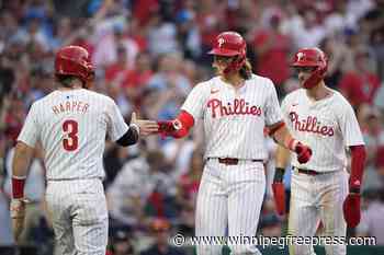 Phillies defeat the Padres 9-2