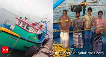 Sri Lankan Navy arrests four Tamil Nadu fishermen for 'trespassing'
