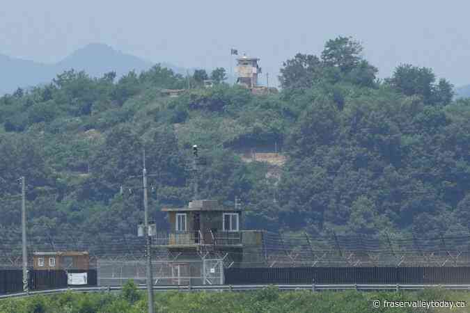 South Korean soldiers fire warning shots after North Korean troops intrude for a 2nd time this month