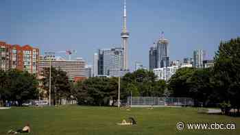 Should Toronto legislate a maximum temperature in apartments?
