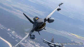 Ukraine bereitet sich auf F-16-Kampfjets vor: Angriffe auf Putins Luftverteidigung nehmen zu