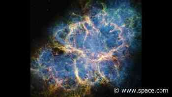 Iconic Crab Nebula shines in gorgeous James Webb Space Telescope views (video, photo)