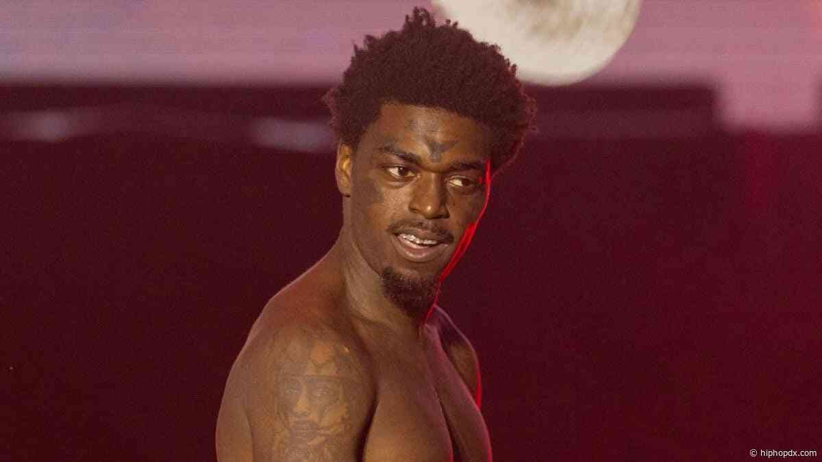 Kodak Black Urges Crowd To Tickle & Assault Concert Attendee For Throwing Bottle At Him