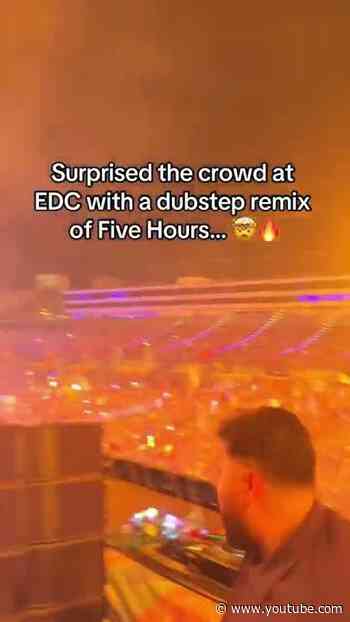 Closed my EDC set with this crazy dubstep remix of five hours. #edc #edcvegas #vegas #dubstep #edm