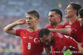 Turkije kan opgelucht ademhalen: het klopt debutant Georgië na knotsgekke wedstrijd in natgeregend Dortmund