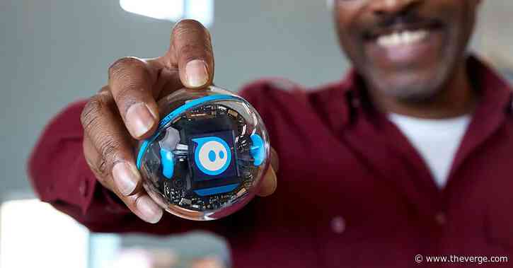 Sphero’s Bolt Plus robot has a screen parents would want their kids to look at