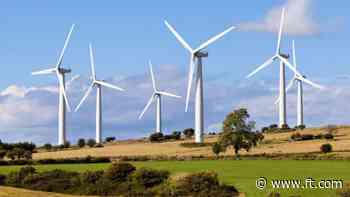 Labour proposes to ease planning restrictions on onshore wind farms