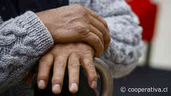 Sin agua potable y olor "putrefacto": Descubren hogar de ancianos ilegal en Padre Las Casas