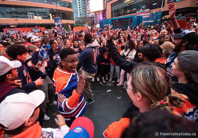 Down and stressed after early losses, Oilers fans getting their confidence back