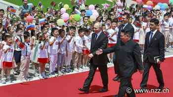 Umarmung und Genossenkuss der Diktatoren – Russlands Präsident Putin besucht seinen Waffenlieferanten Nordkorea
