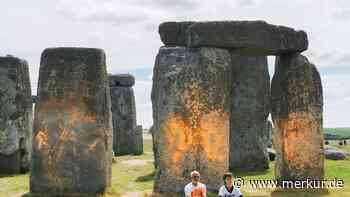 Klimademonstranten besprühen Stonehenge mit Farbe