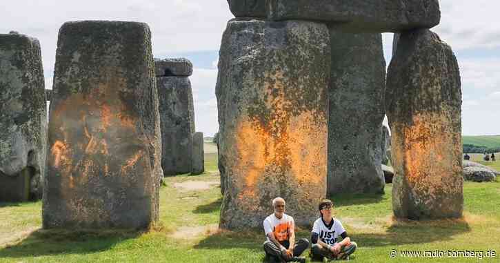 Klimademonstranten besprühen Stonehenge mit Farbe