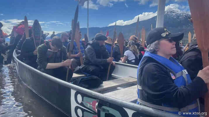 Combat veterans find solace in weeklong canoe journey to Juneau for Celebration