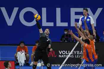 Canada’s men’s volleyball team tops the Netherlands 3-2 to close out VNL prelims