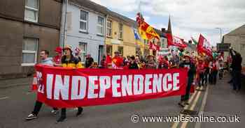 Best pictures as thousands march through Welsh town in support of independence